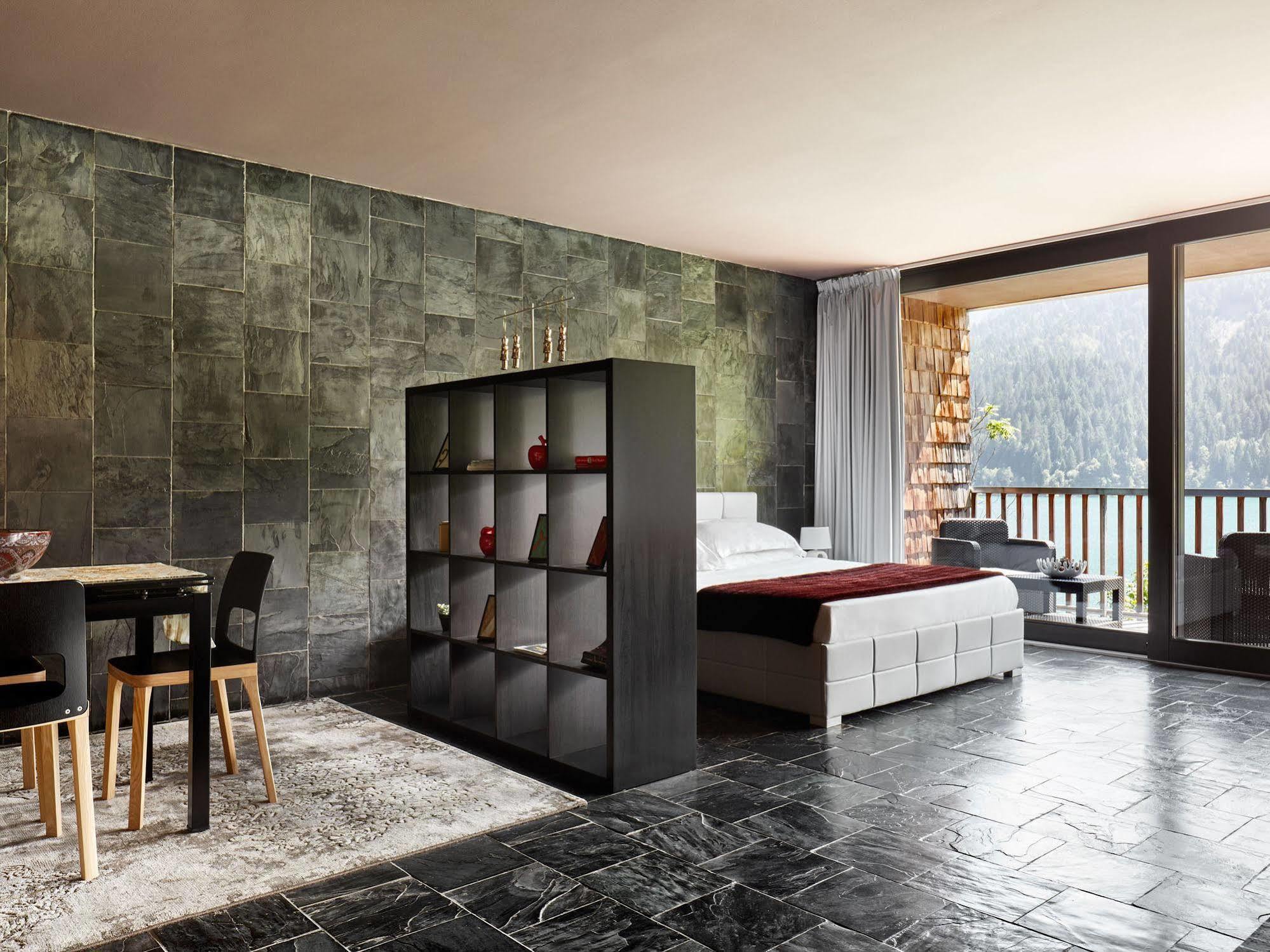 Maanja Lake Front Suite Lateis Exteriör bild
